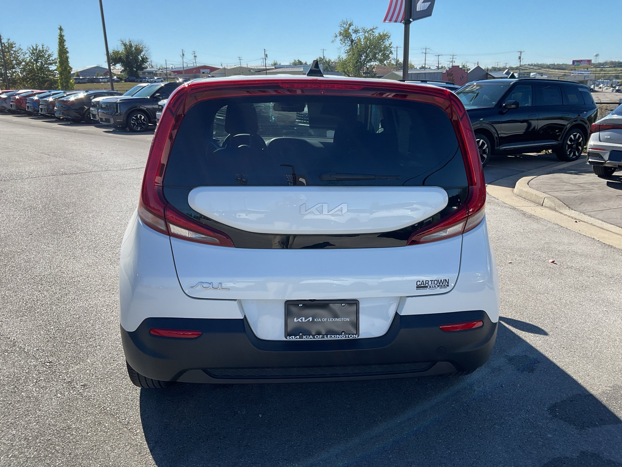 Certified Used 2022 Snow White Pearl Kia LX image 14