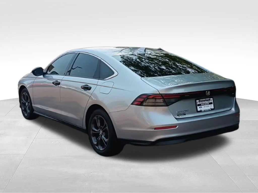 Used 2024 Solar Silver Metallic Honda EX image 5