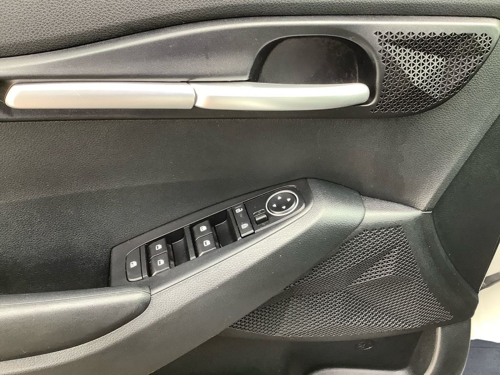 Used 2025 White Kia LX image 12