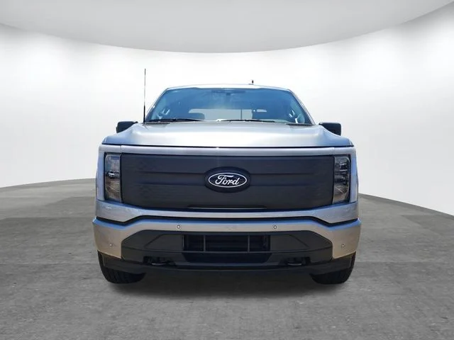 2025 Ford F-150 Lightning Flash - Photo 30