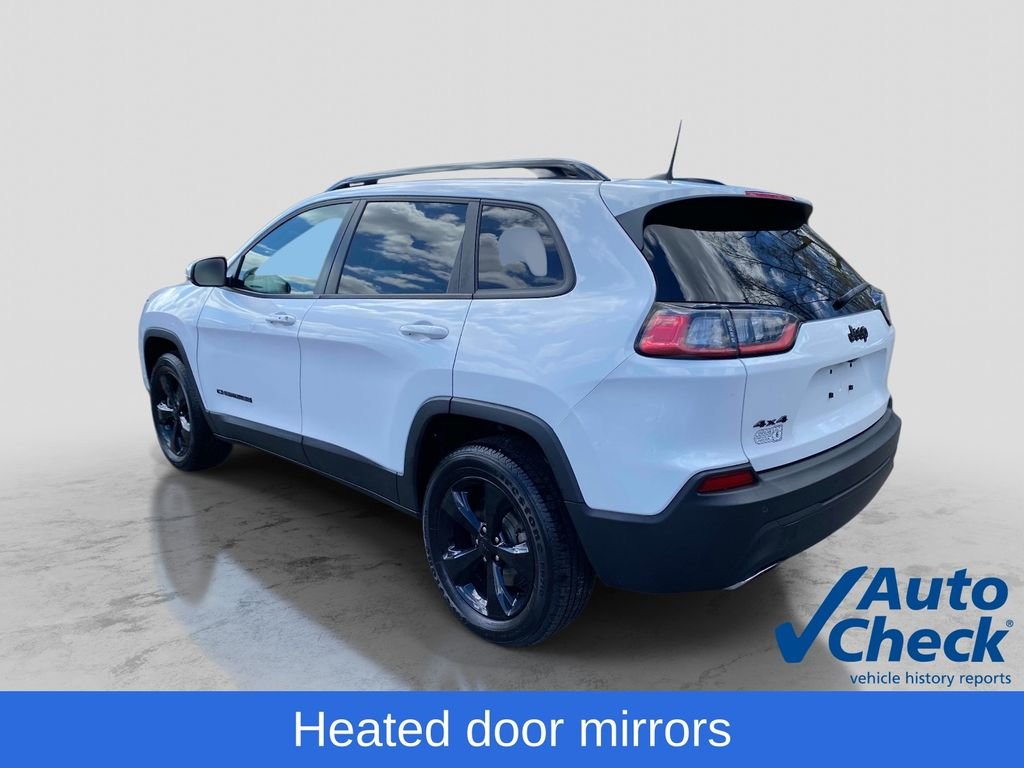Used 2020 White Jeep Latitude Plus image 4