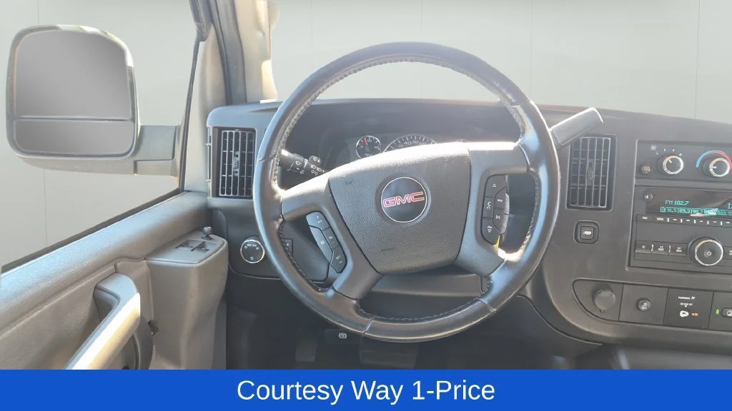 Used 2022 Summit White GMC LS image 12