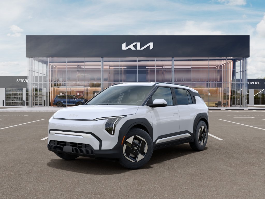 New 2027 Snow White Pearl Kia Wind image 2