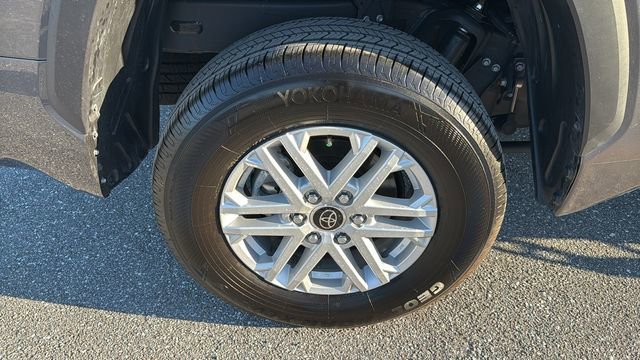 2024 Toyota Tundra SR5 - Photo 11