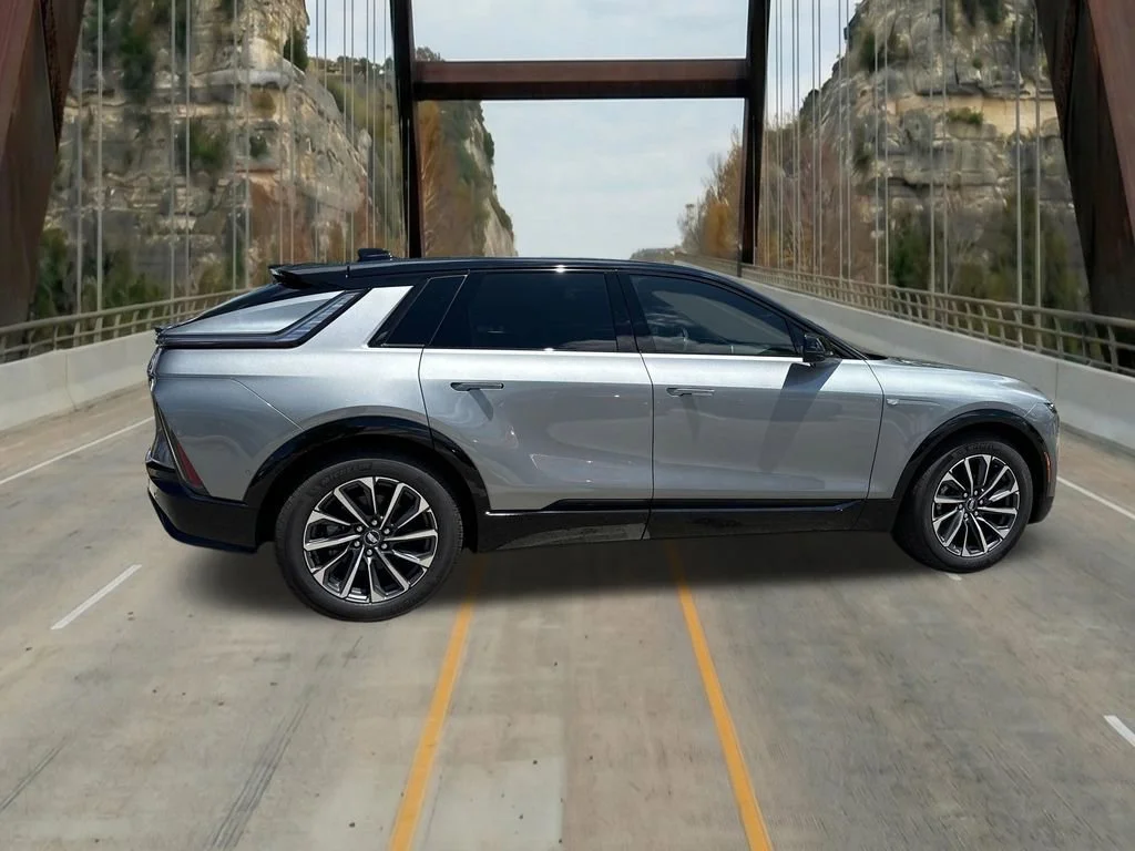 2026 Cadillac LYRIQ Premium Sport - Photo 10