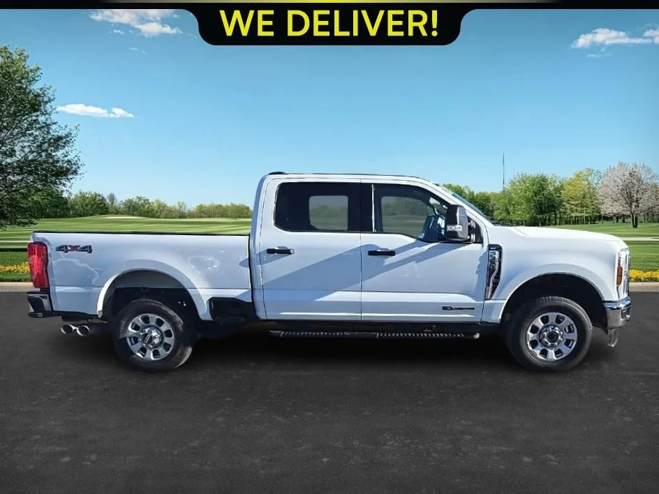 2024 Ford F-350 Super Duty XLT - Photo 3