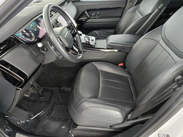 Used 2023 White Land Rover SE Dynamic image 10