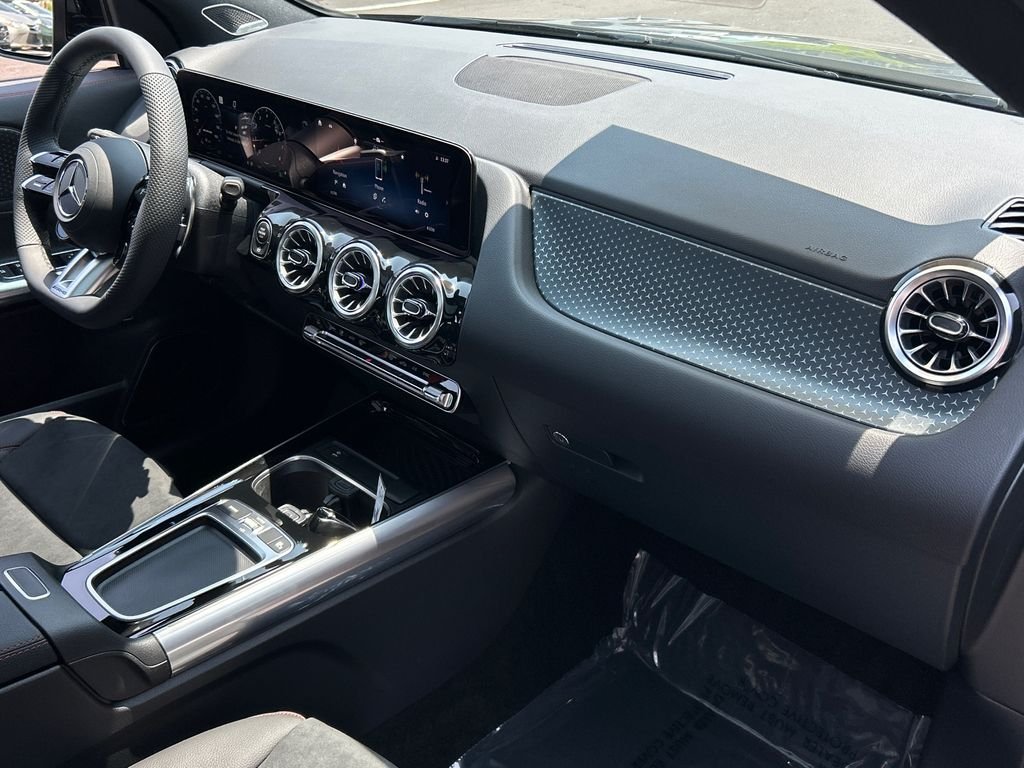 New 2026 Night Black Mercedes-Benz AMG® GLA 35 4MATIC SUV image 29