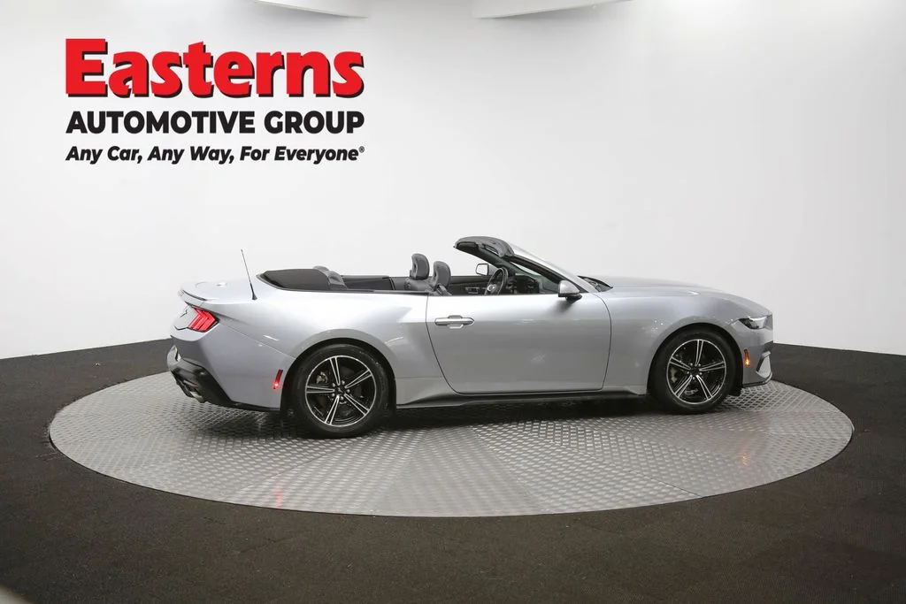 Used 2024 Silver Ford EcoBoost Premium image 38