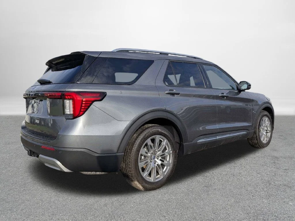 New 2026 Carbonized Gray Metallic Ford Platinum™ image 3