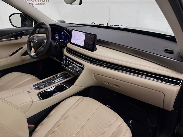 Used 2023 Mineral INFINITI LUXE image 31