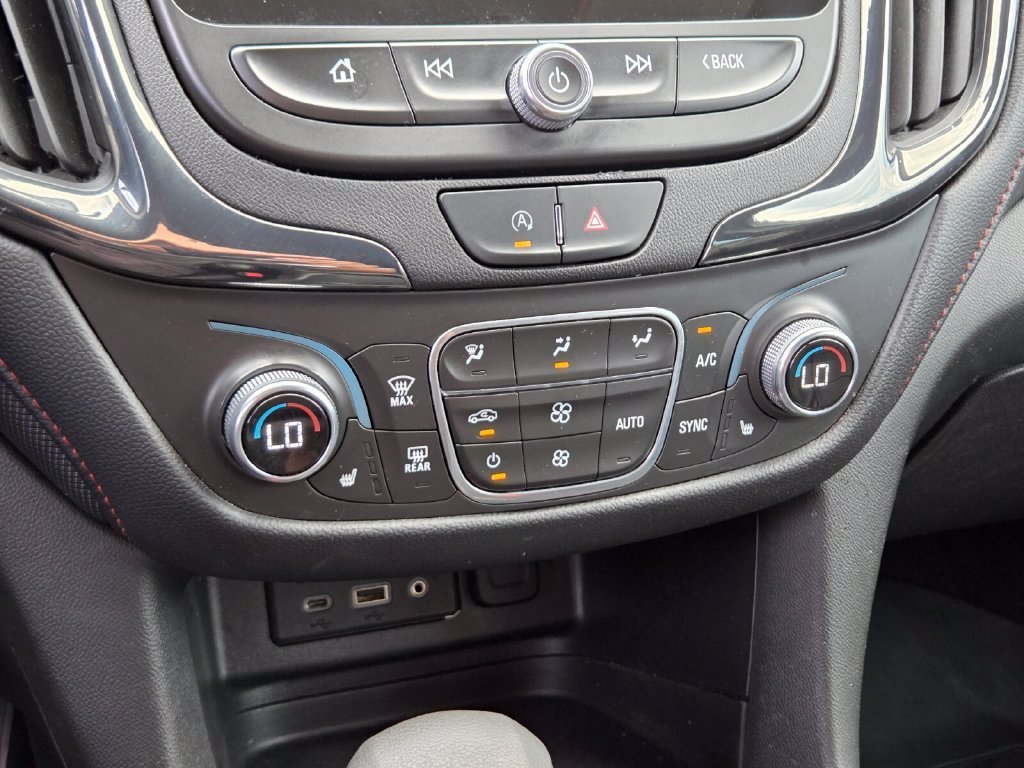 Used 2022 Gray Chevrolet RS image 31