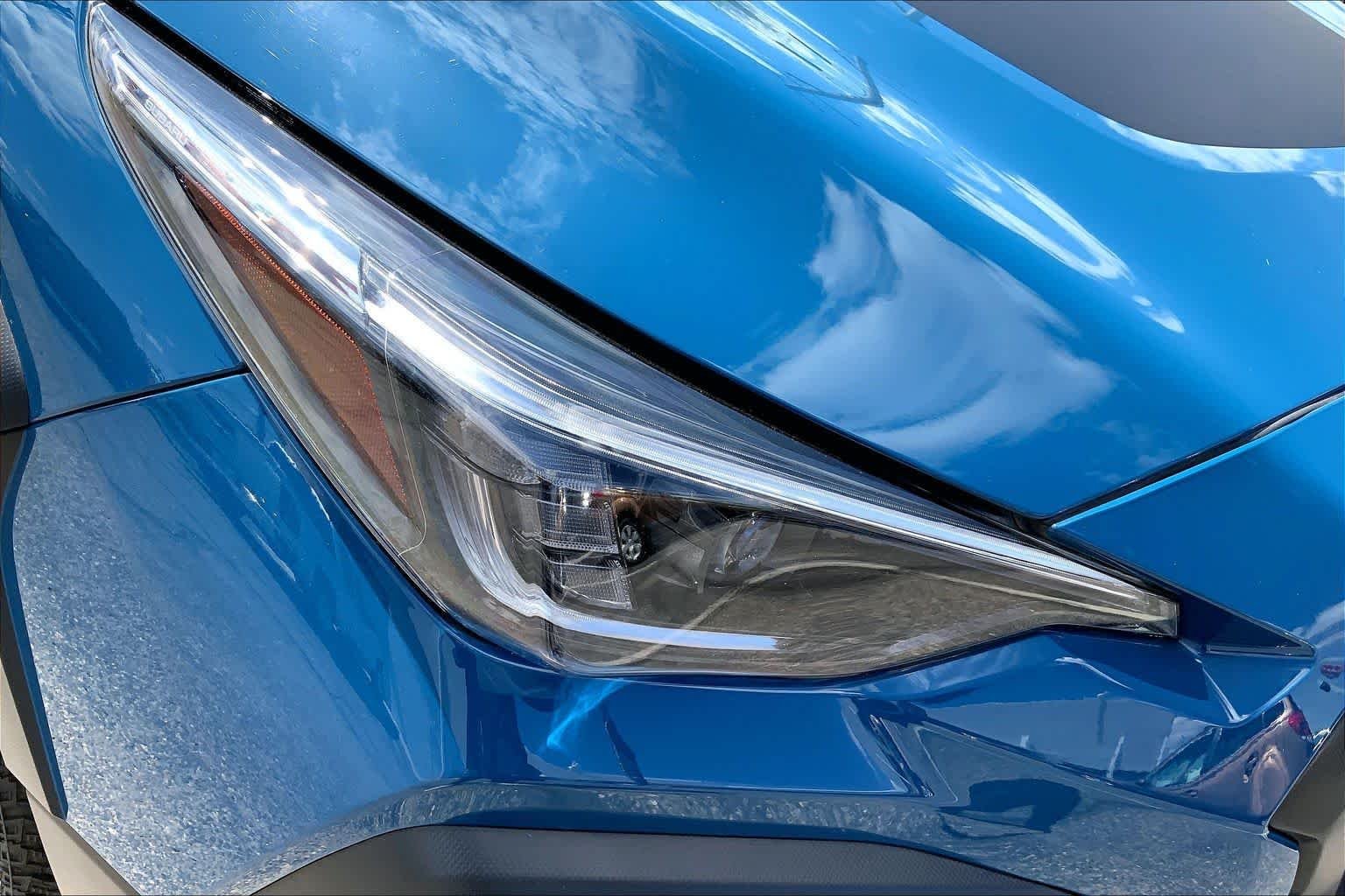 Certified Used 2025 Geyser Blue Pearl Subaru Wilderness image 25