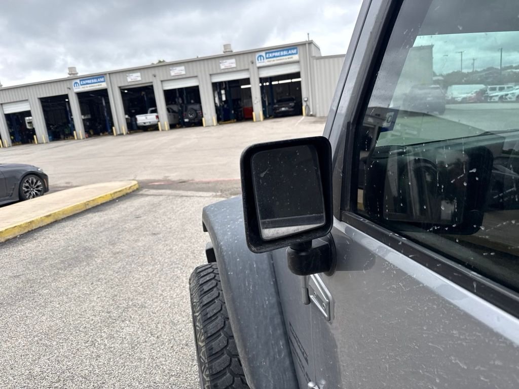 Used 2017 Silver Jeep Unlimited Sport image 22