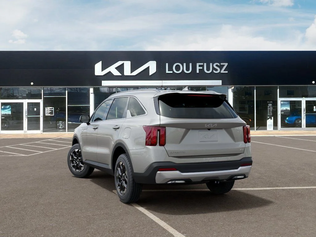 New 2026 Ivory Silver Kia S image 4