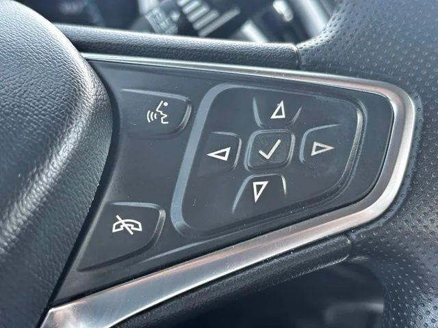 Used 2023 Gray Chevrolet LT image 15