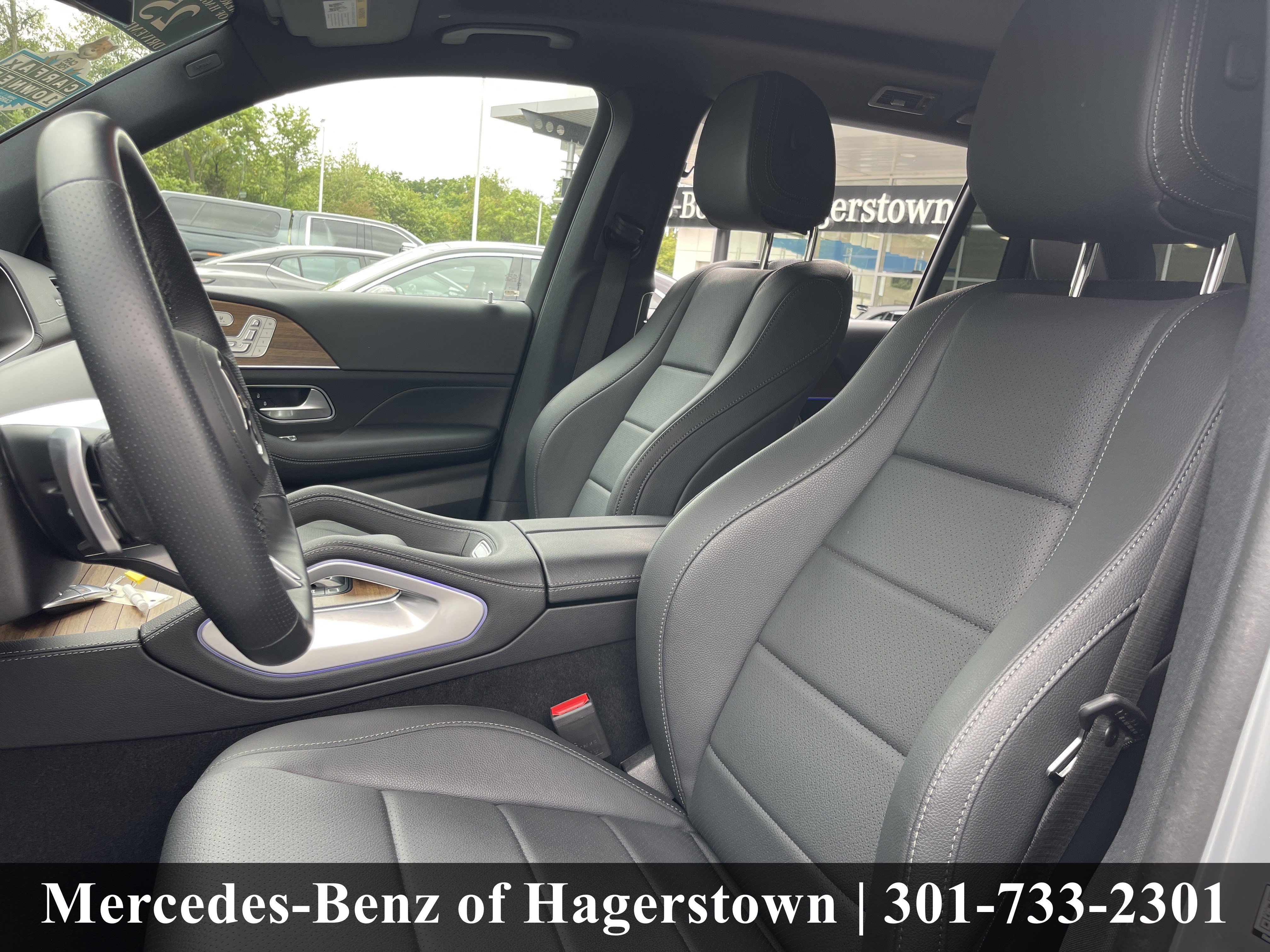 Certified Used 2025 Cirrus Silver Metallic Mercedes-Benz GLS 450 4MATIC® SUV image 10