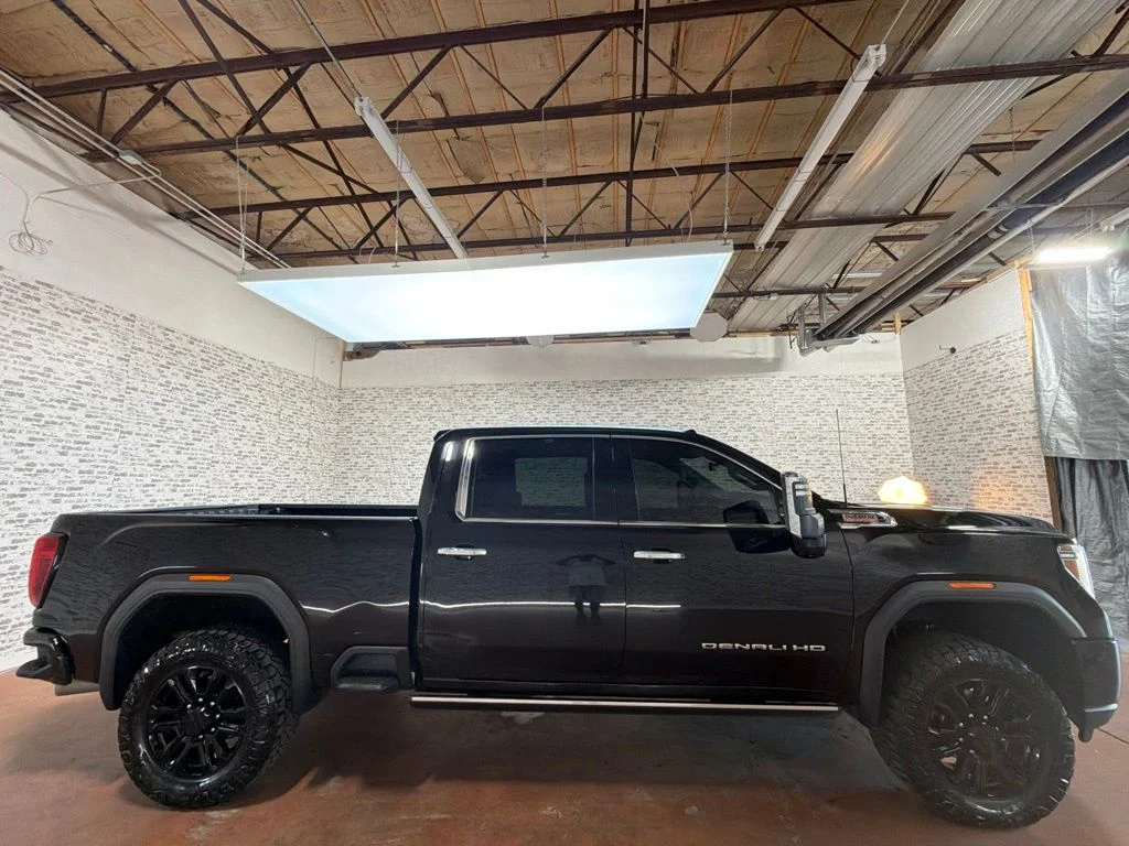 Used 2023 Onyx Black GMC Denali image 8