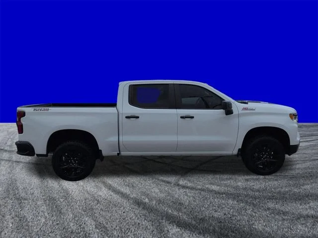Used 2024 White Chevrolet LT Trail Boss image 3