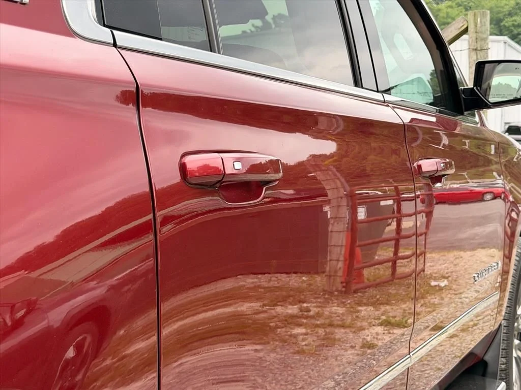 Used 2019 Red Chevrolet LT image 20