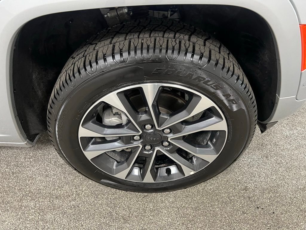 2023 Jeep Grand Cherokee Overland - Photo 23