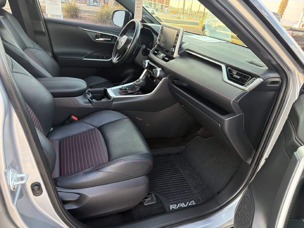 2021 Toyota RAV4 XSE - Photo 28