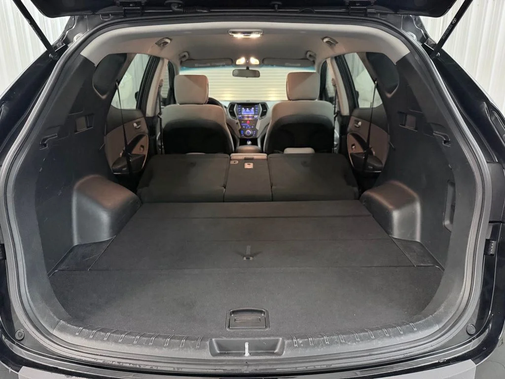 Used 2017 Black Hyundai 2.4 Base image 27