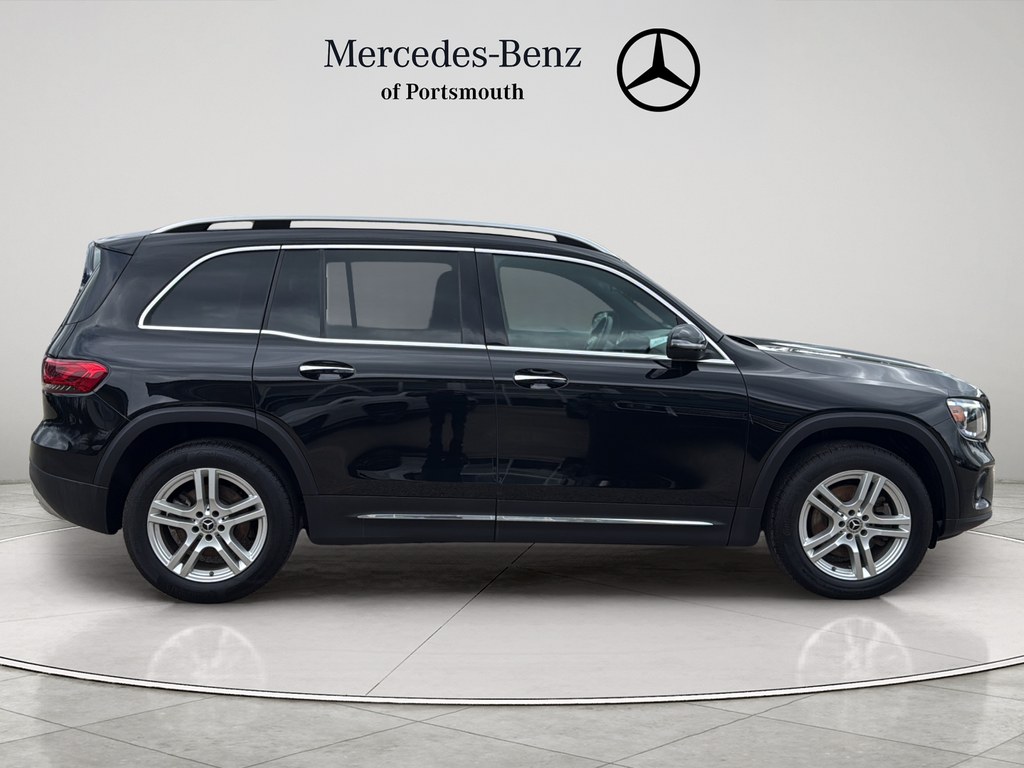 Used 2022  Mercedes-Benz GLB 250 image 6