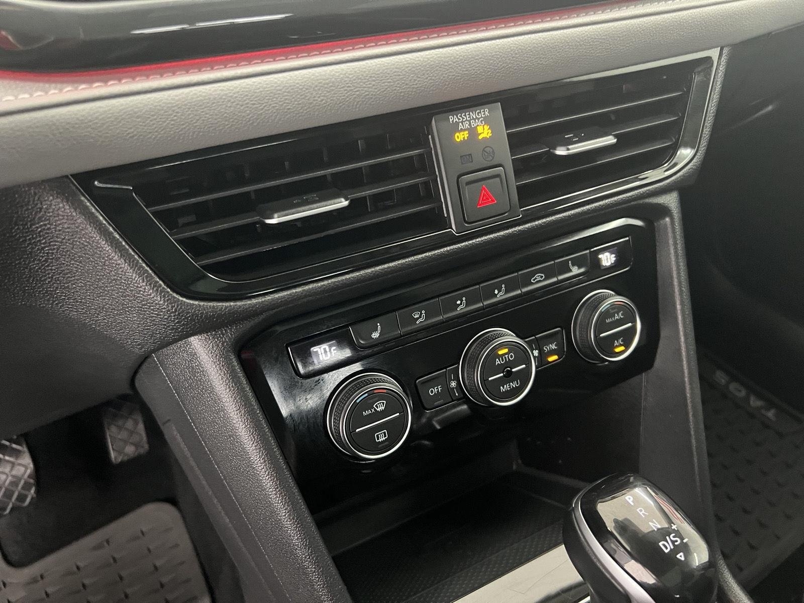 2022 Volkswagen Taos SEL - Photo 21