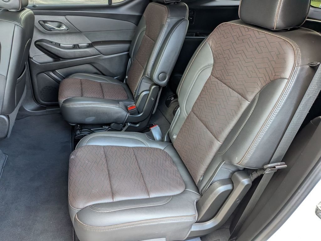 Used 2023 Beige Chevrolet High Country image 25