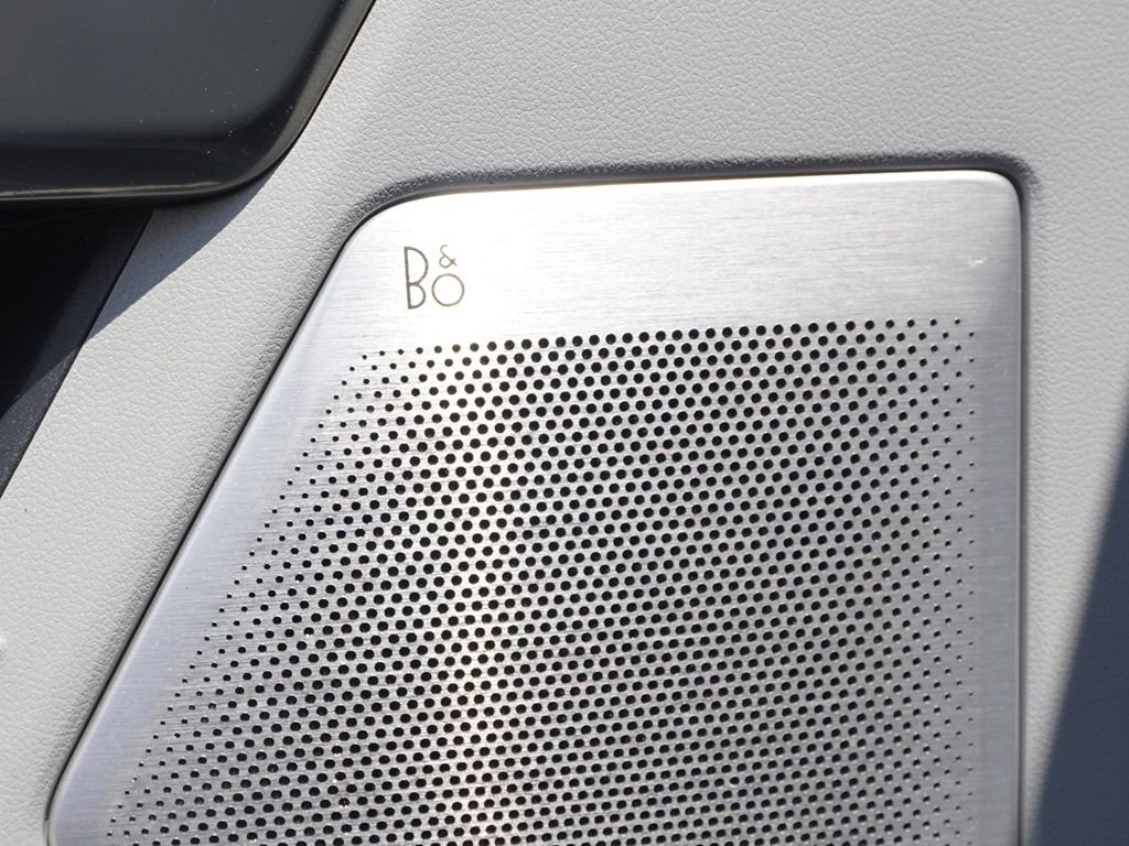 Used 2021 Black Ford Limited image 52