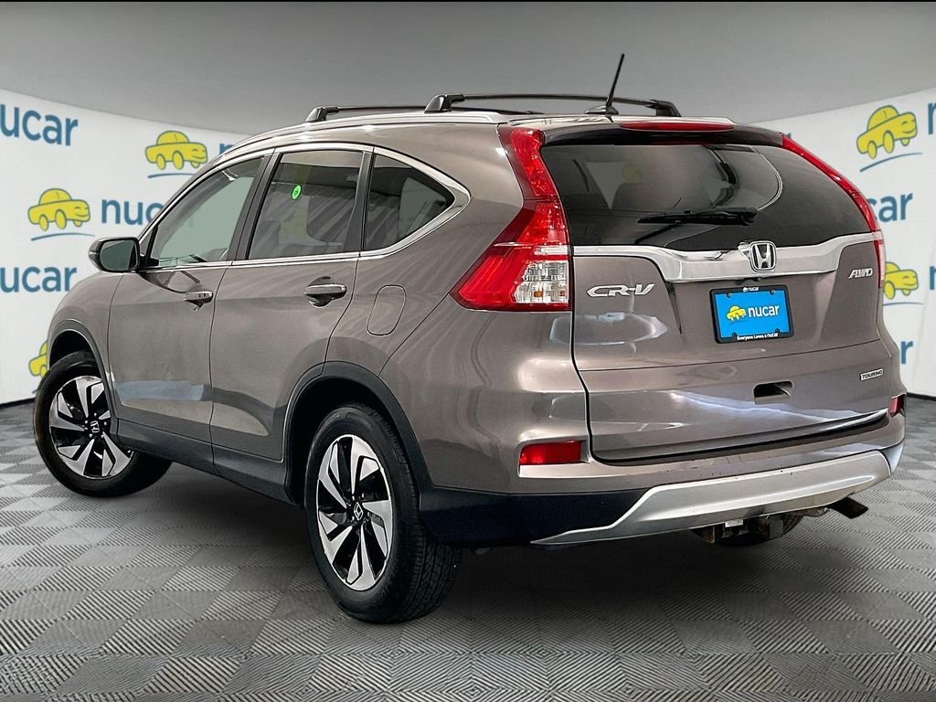 Used 2015 Urban Titanium Metallic Honda Touring image 4
