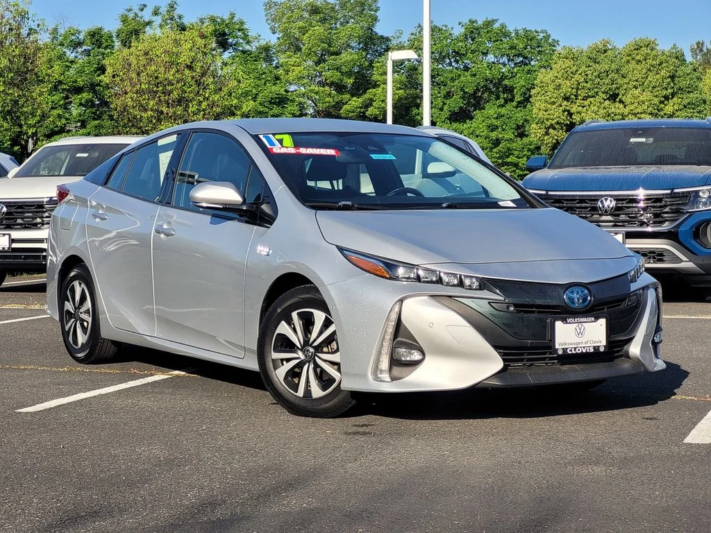 Used 2017 Toyota Prius Prime Advanced with VIN JTDKARFP4H3039974 for sale in Clovis, CA