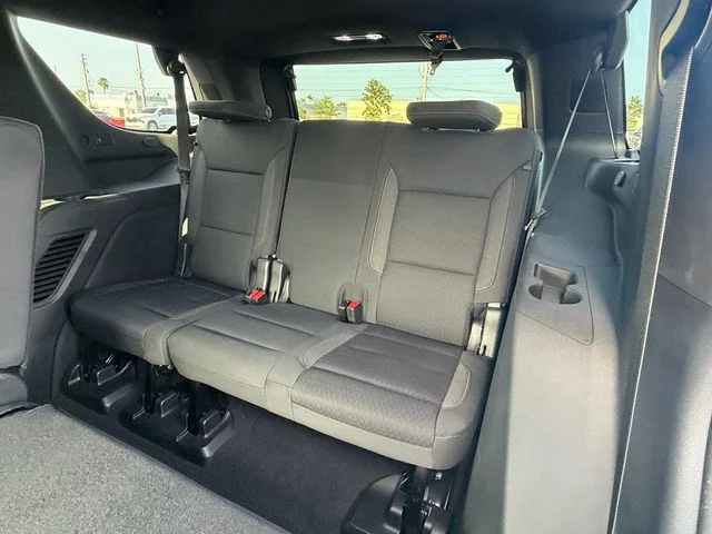 Used 2022 Black Chevrolet LS image 11