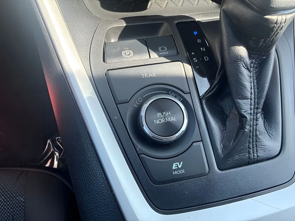 Used 2021 Gray Toyota XLE image 13