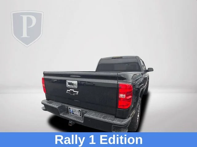 Used 2018 Black Chevrolet Custom image 5