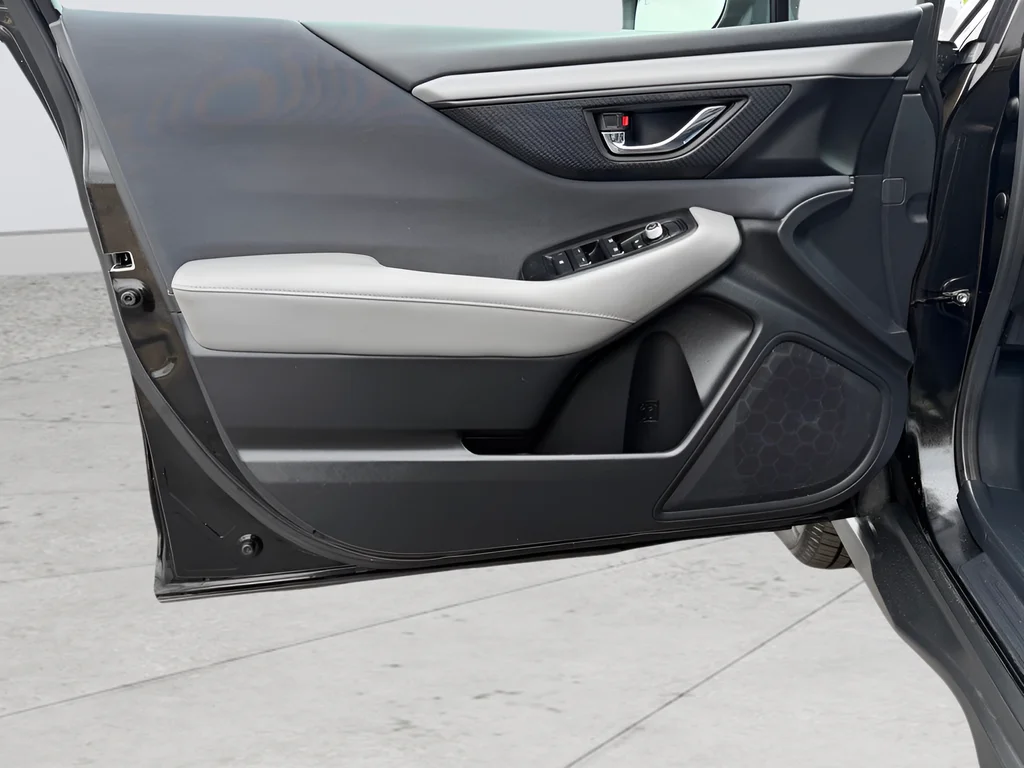 Used 2020 Black Subaru Premium image 9