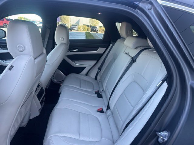 Used 2026 Blue Jaguar P250 R-Dynamic S image 10