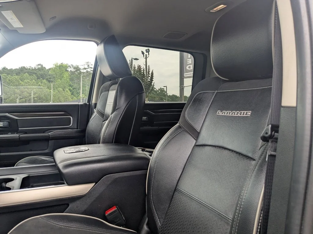 Used 2023 Diamond Black Crystal Pearlcoat Ram Laramie image 14