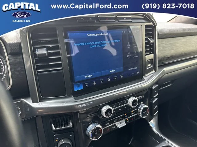 Used 2023 Black Ford XLT image 27