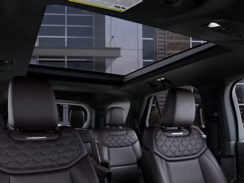New 2027 Agate Black Metallic Ford Platinum™ image 22