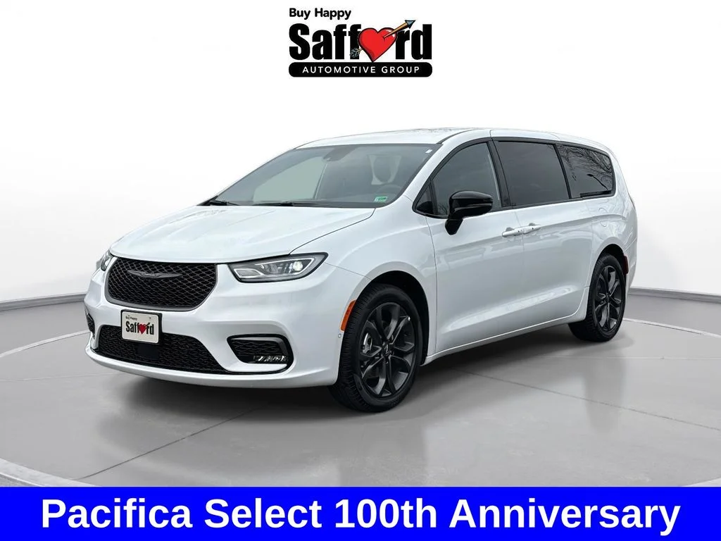 2026 Chrysler Pacifica Select's photo