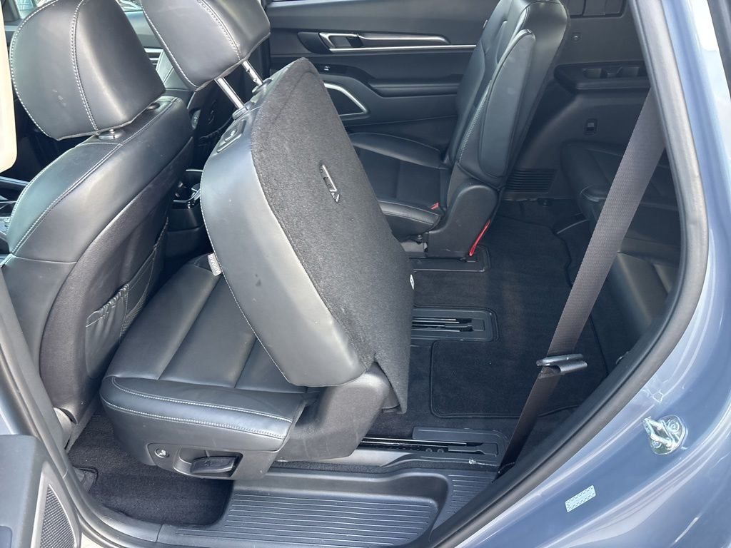 Used 2025 Silver Kia S image 43