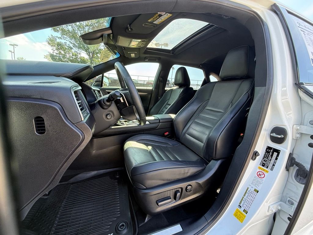 Used 2018 White Lexus 350 F Sport image 23