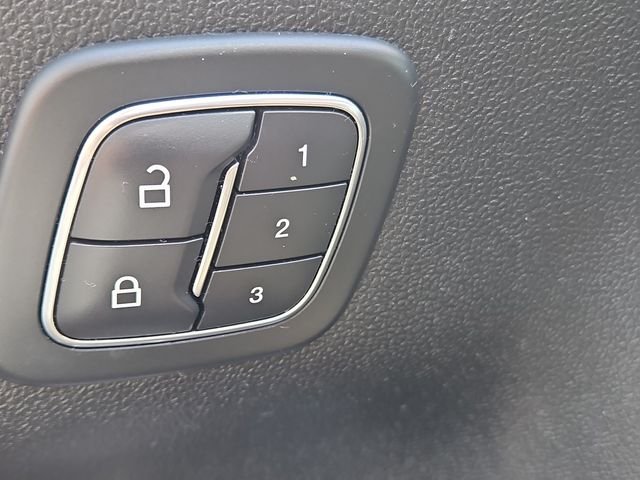 Used 2022 Blue Metallic Ford SEL image 13