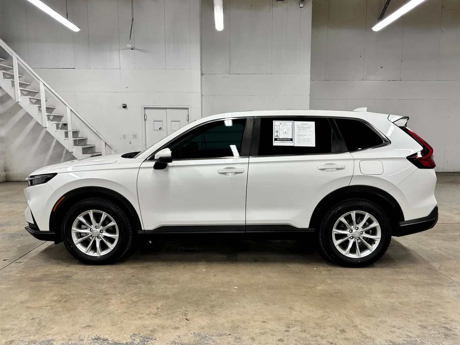 Used 2025  Honda EX-L image 4