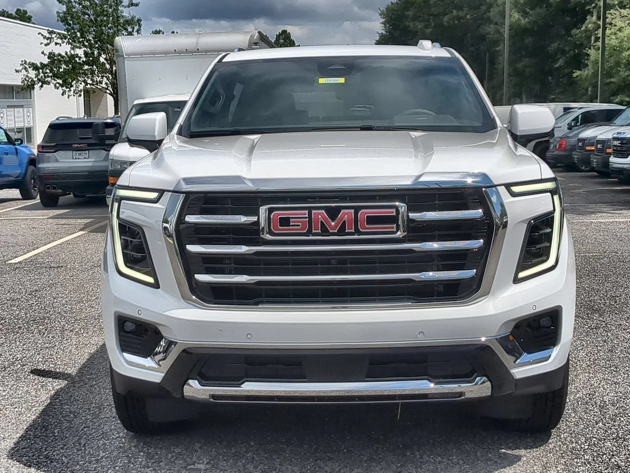 New 2026 Summit White GMC Elevation image 3