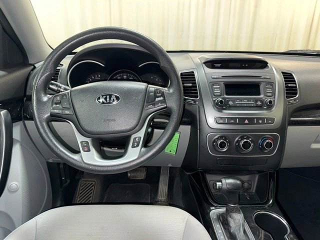 Used 2014 Silver Kia LX image 15