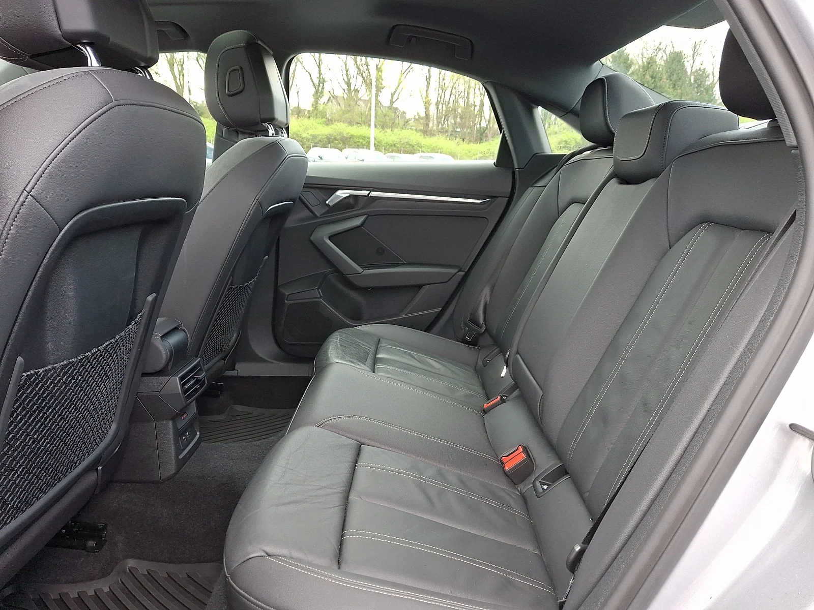 Used 2022 Florett Silver Metallic - L5L5 Audi Premium 40 TFSI Front-Wheel Drive S tronic image 11