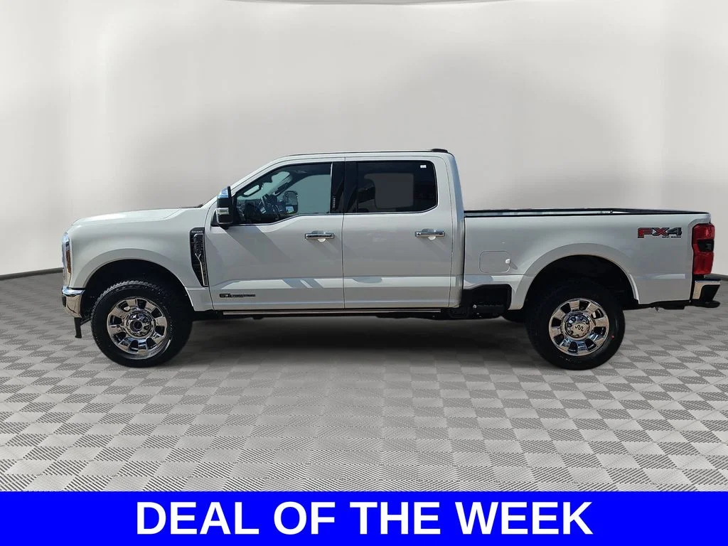 New 2026 Star White Metallic Tri-Coat Ford F-250® King Ranch® image 6